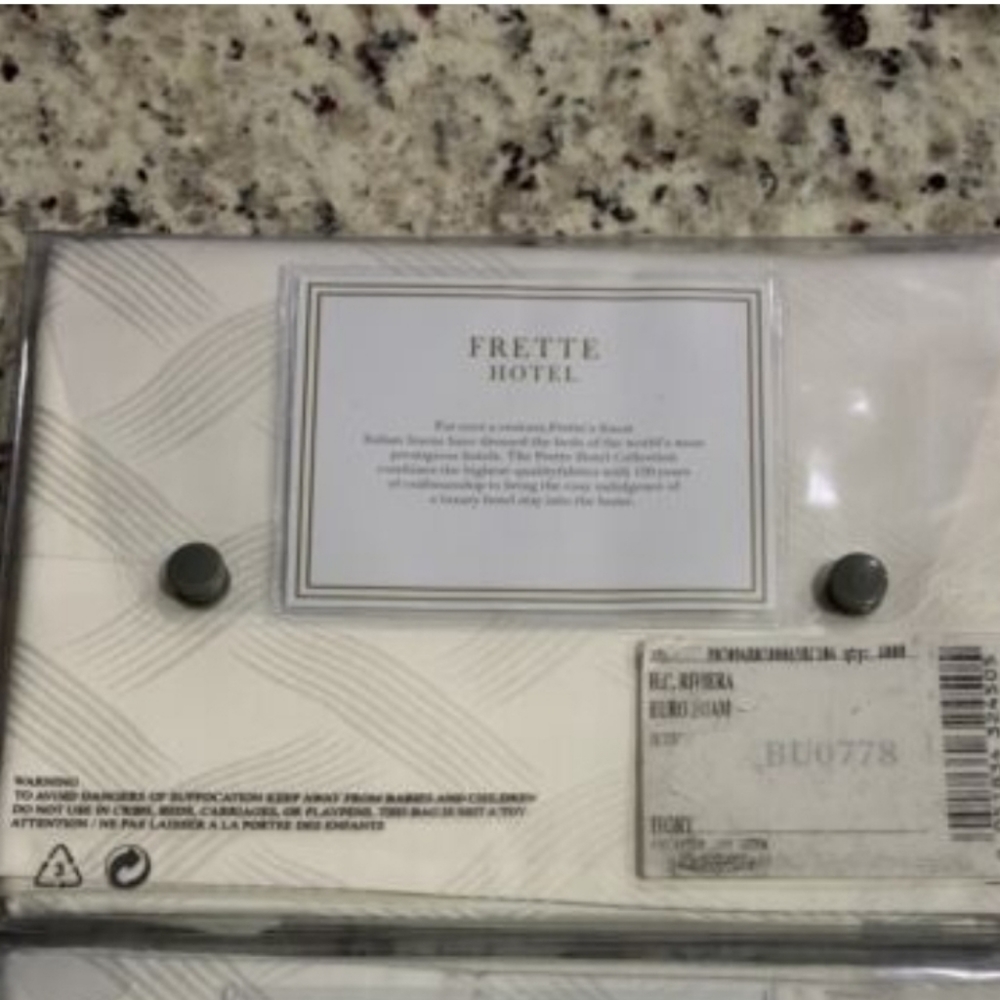 Frette Italy Hotel Collection Euro Sham Riviera Ivory 100 Cotton 26"x26"